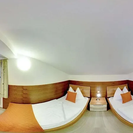 Apartment Suite In Villa Karglhof Incl 3 Bedrooms, 2 Bathrooms Holiday home